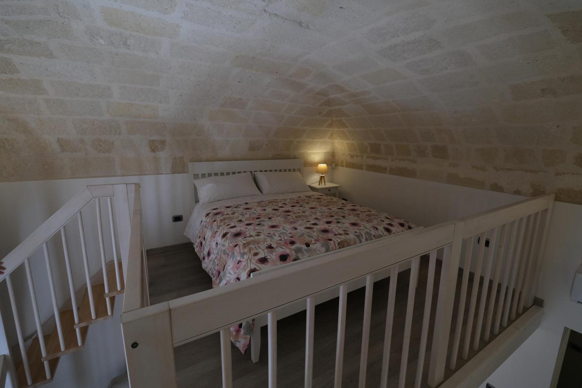 Il Poggiolo Fiorito Hotell Taranto Exteriör bild